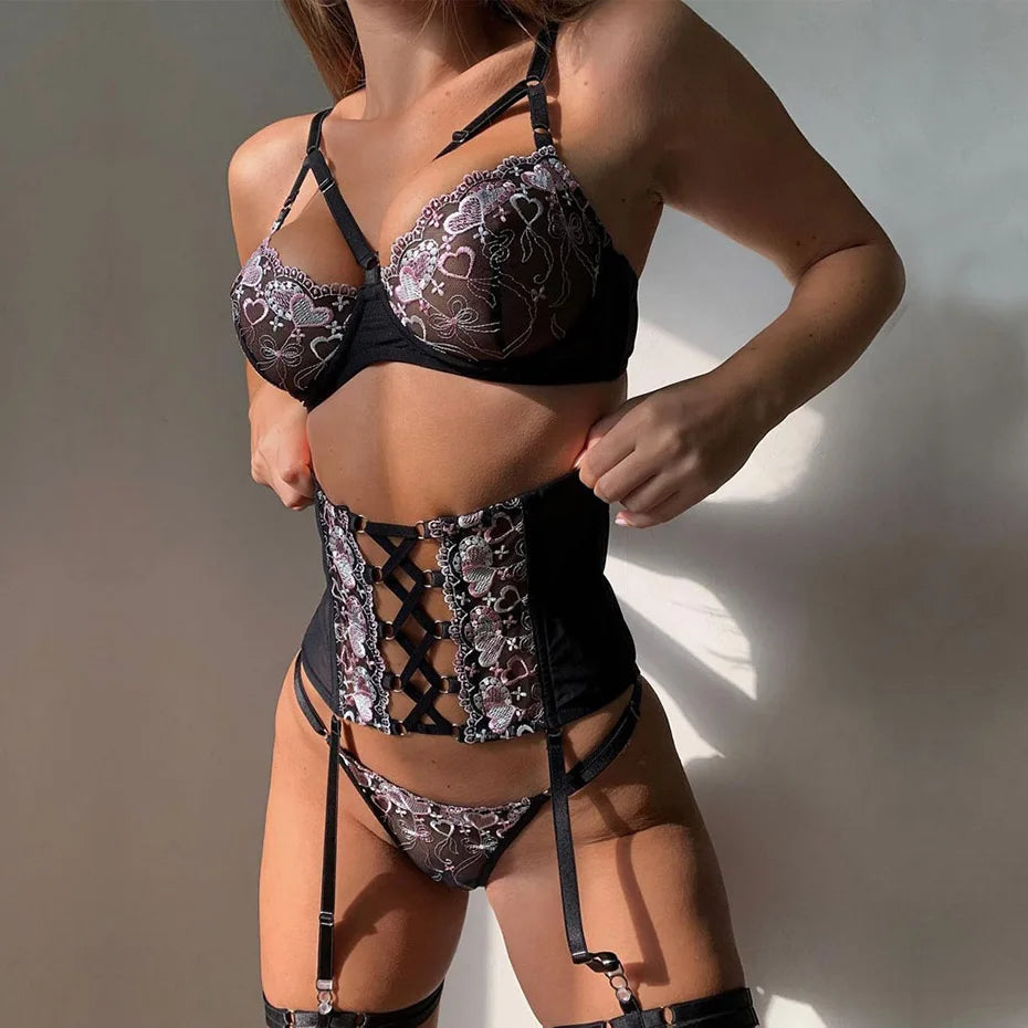 Layla | Set Intimo Francese 3 Pezzi